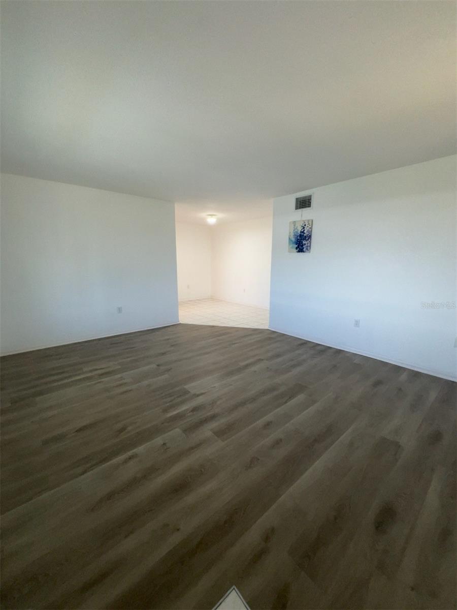 WINTER HAVEN HARBOUR APTS CONDO - Residential