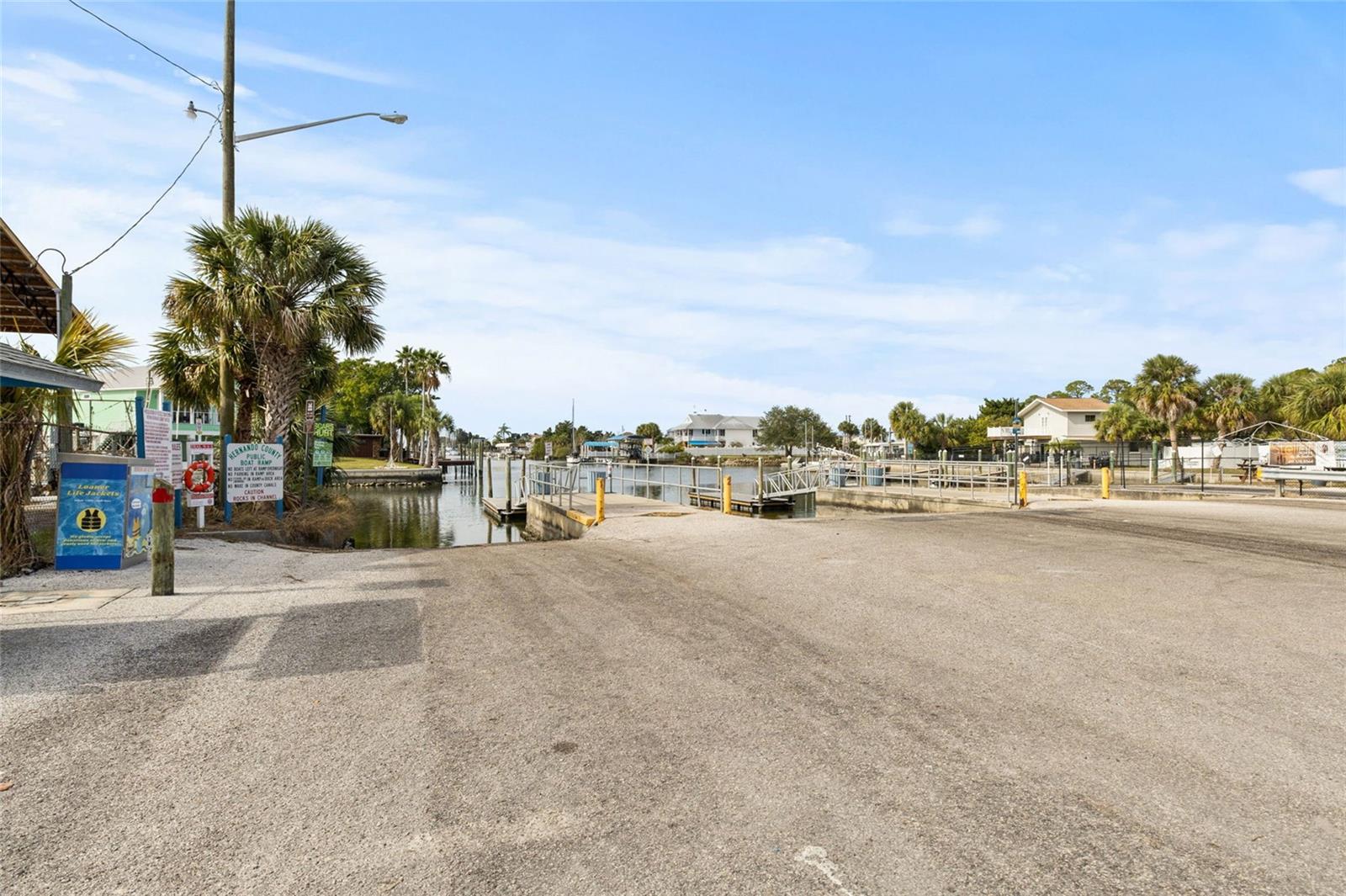 HERNANDO BEACH - Land