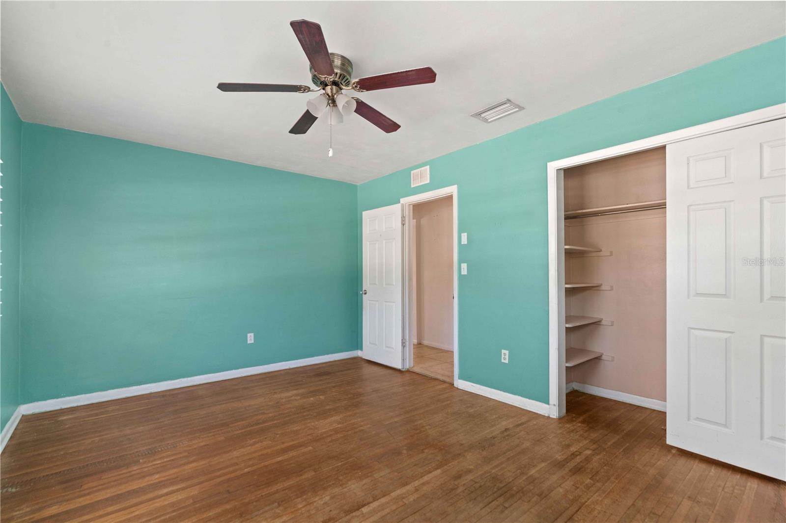 DUNEDIN LAKEWOOD ESTATES - Residential