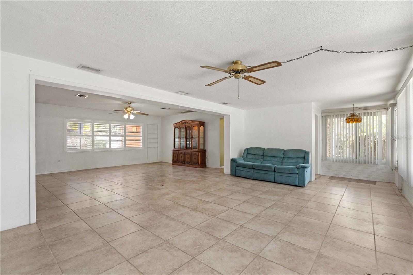 DUNEDIN LAKEWOOD ESTATES - Residential