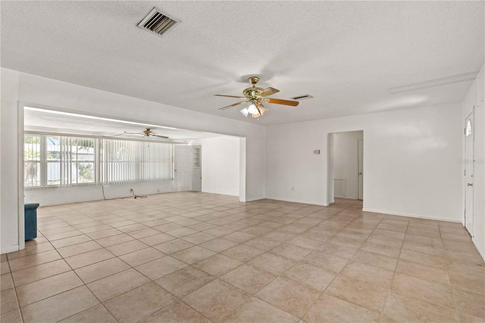 DUNEDIN LAKEWOOD ESTATES - Residential