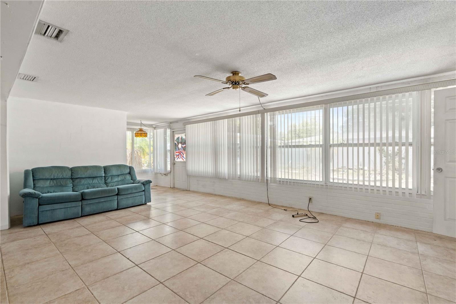 DUNEDIN LAKEWOOD ESTATES - Residential