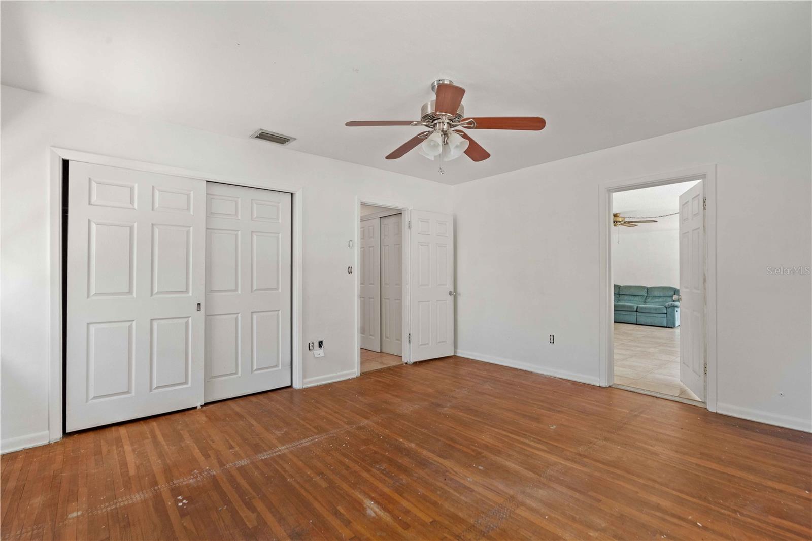 DUNEDIN LAKEWOOD ESTATES - Residential