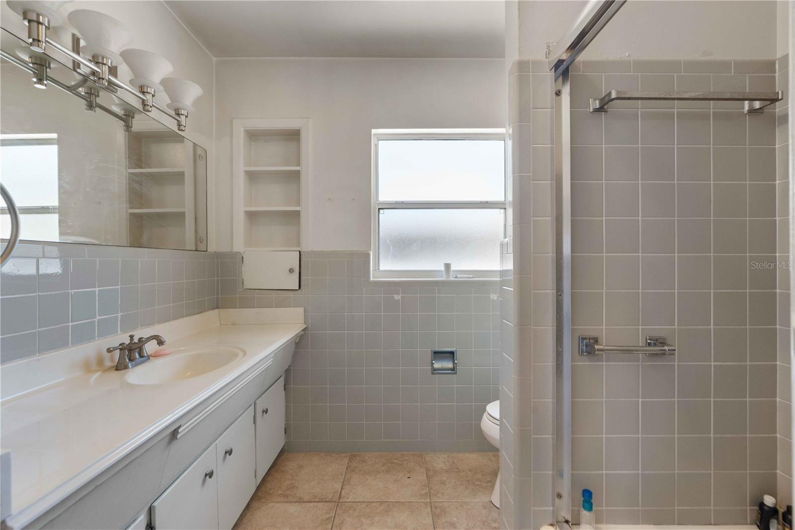 DUNEDIN LAKEWOOD ESTATES - Residential