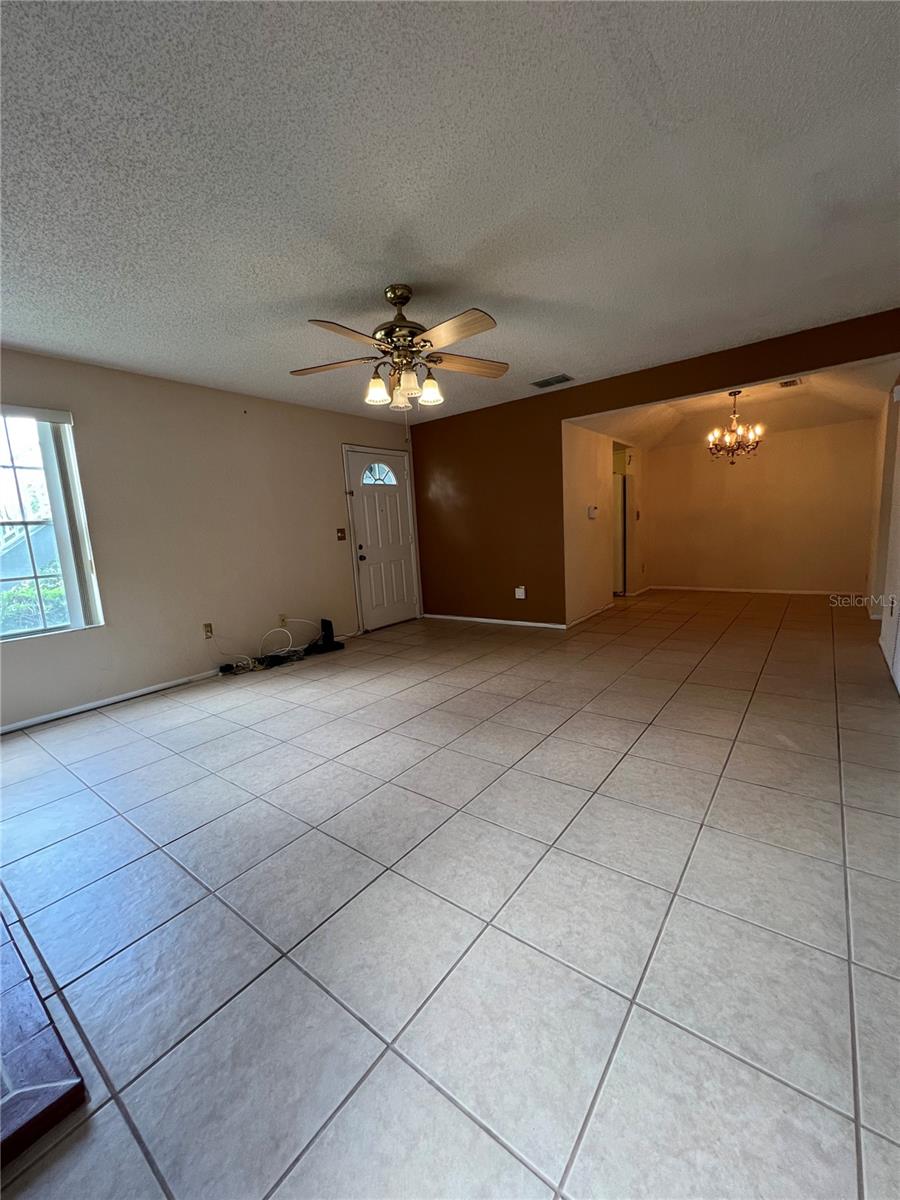 RAINTREE VILLAGE CONDO N - Residential