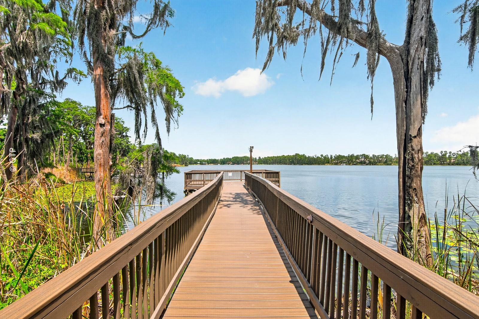WATERS EDGE 02 - Residential