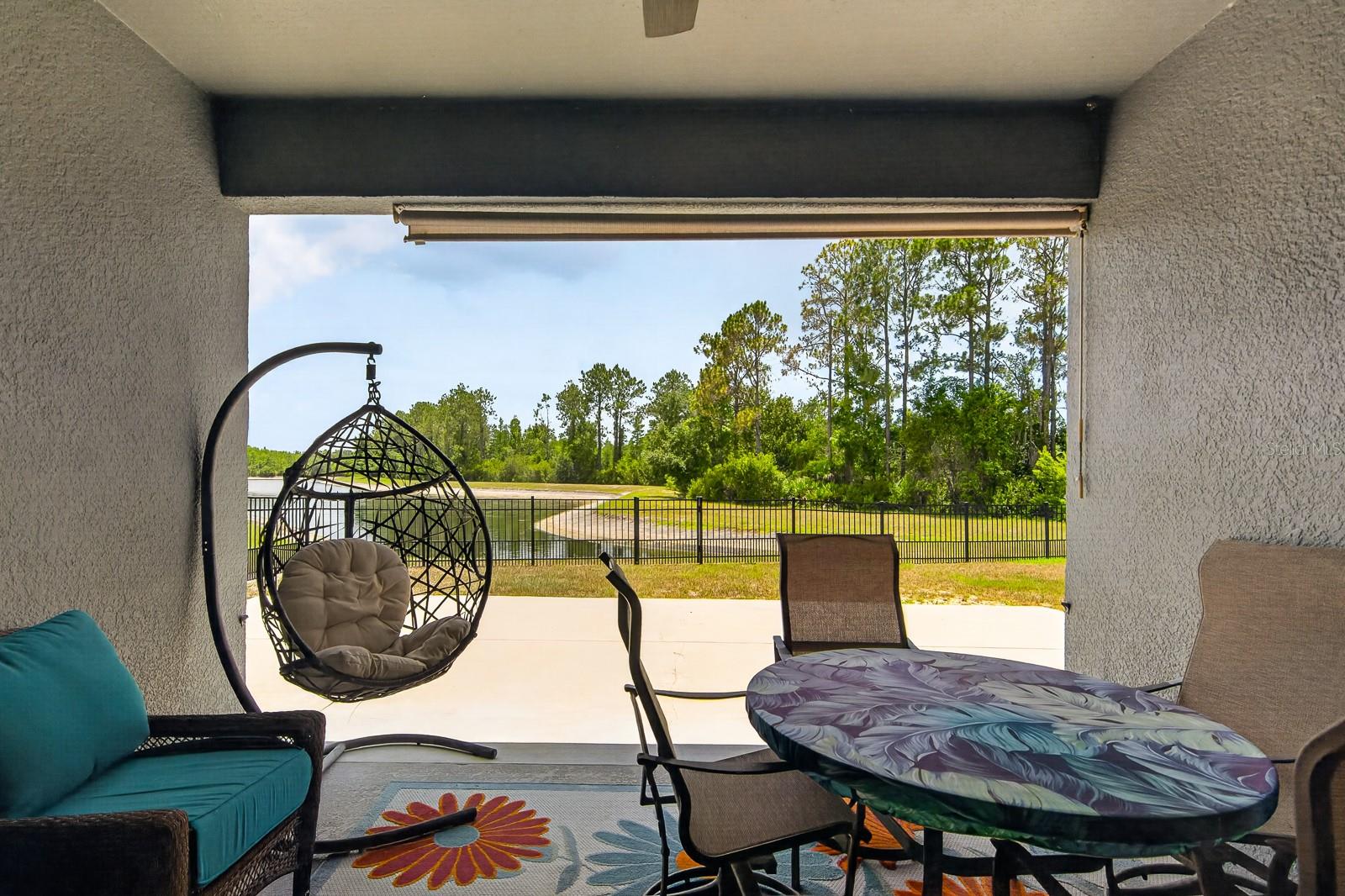 WATERS EDGE 02 - Residential