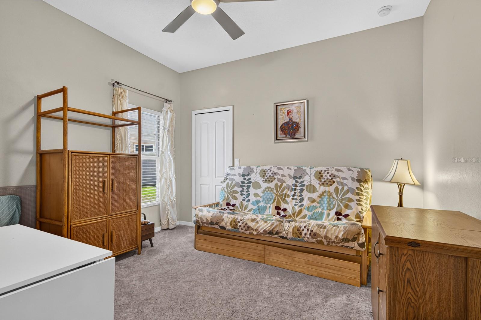 WATERS EDGE 02 - Residential
