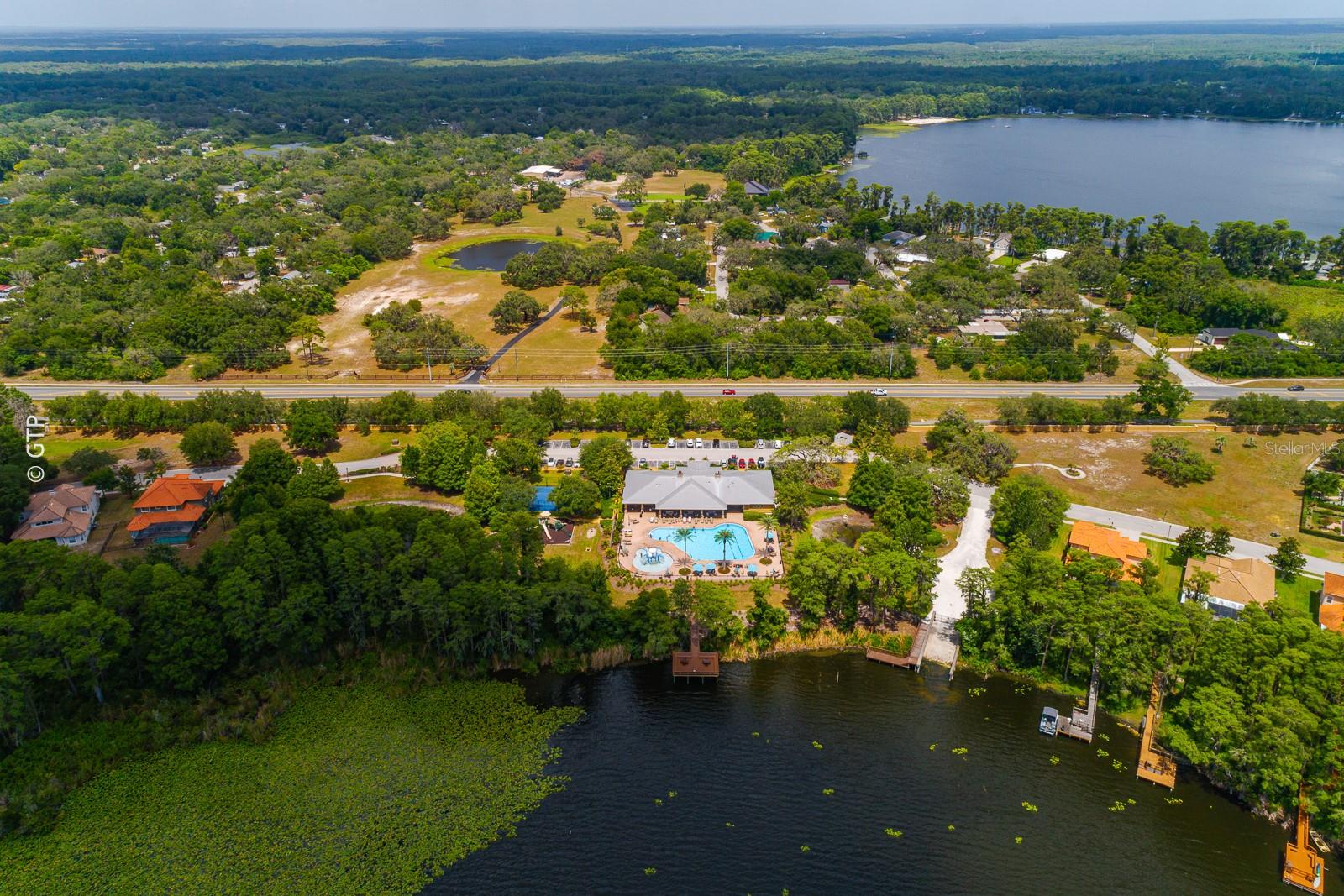 WATERS EDGE 02 - Residential