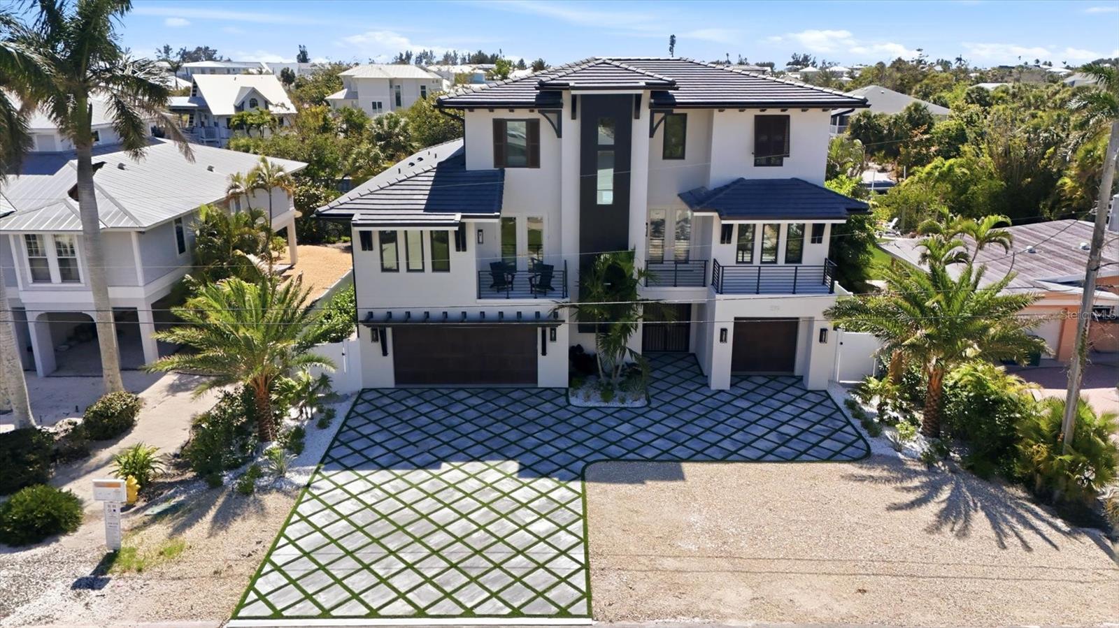 BIMINI BAY ESTATES - Residential