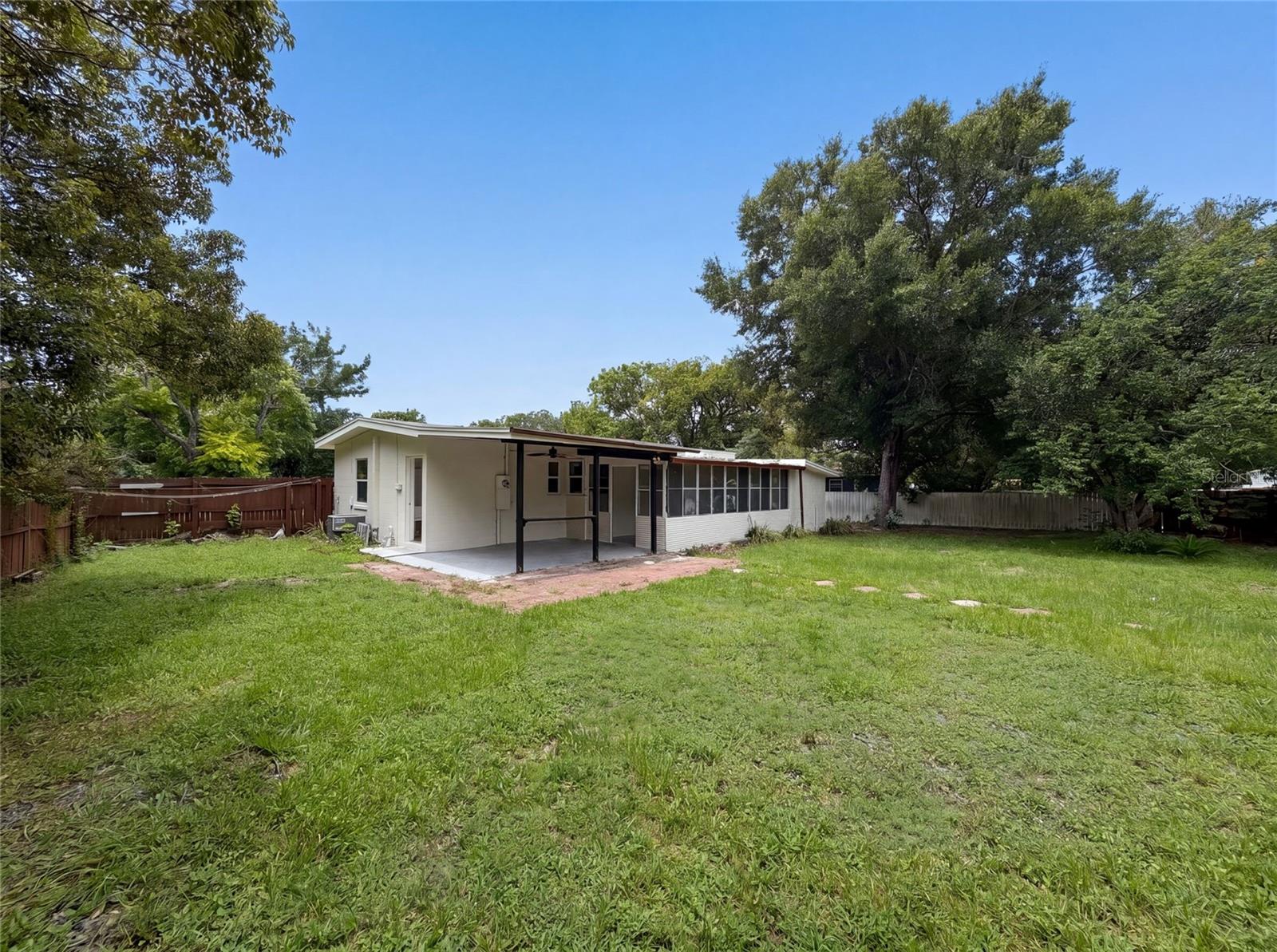 DELTONA LAKES UNIT 72 - Residential