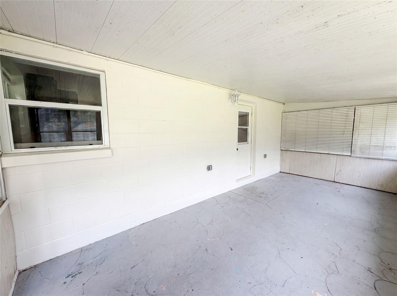 DELTONA LAKES UNIT 72 - Residential
