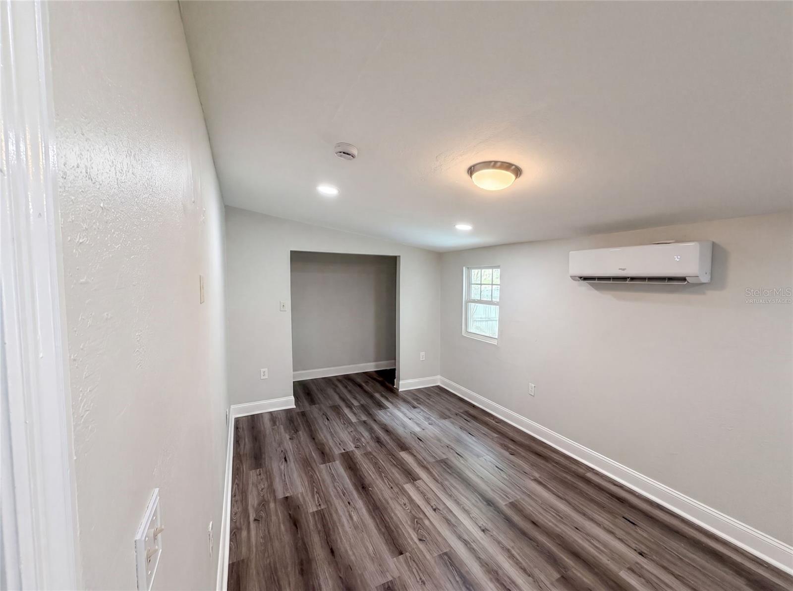 DELTONA LAKES UNIT 72 - Residential