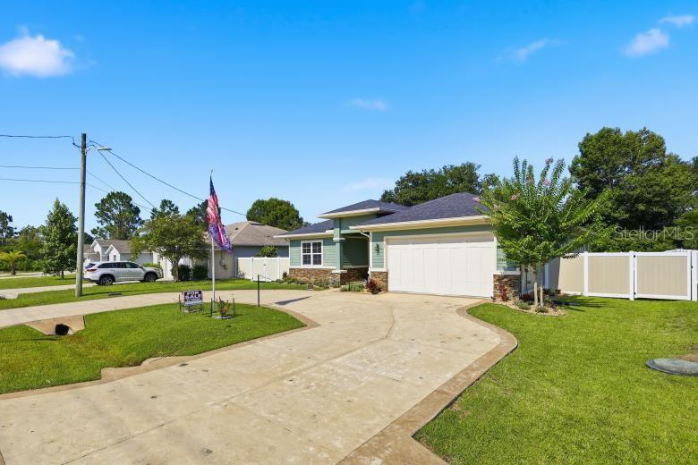 04 FAIRWAYS - Residential