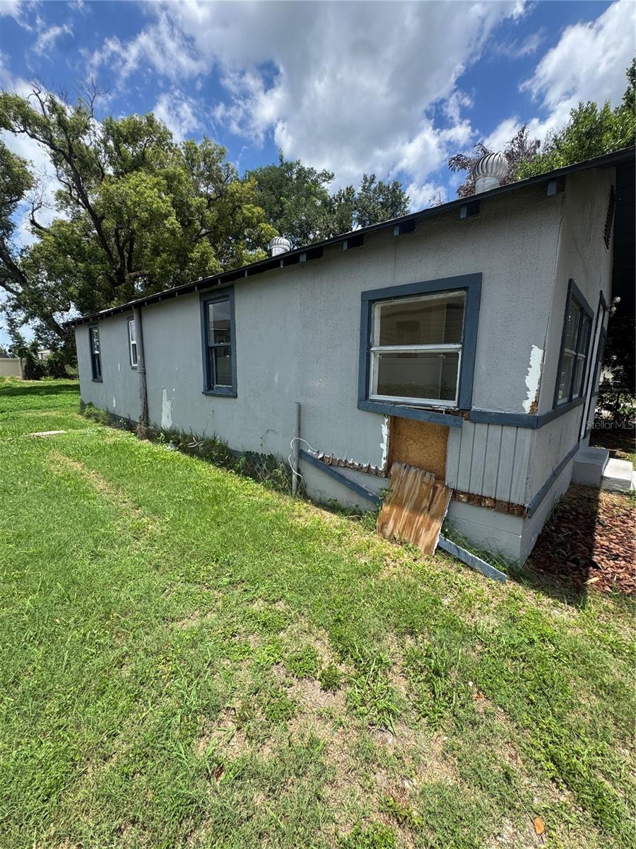 LAKE BONNY PARK - Residential