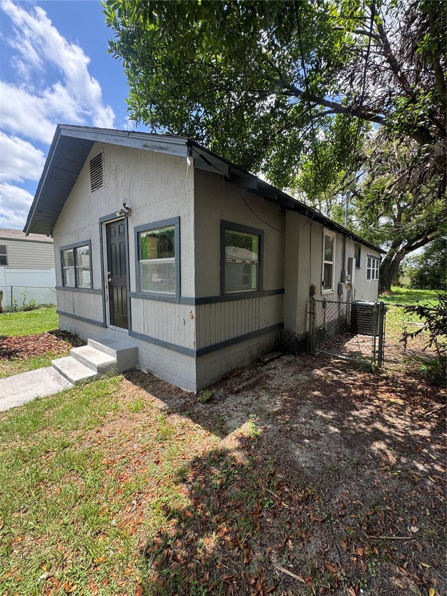 LAKE BONNY PARK - Residential