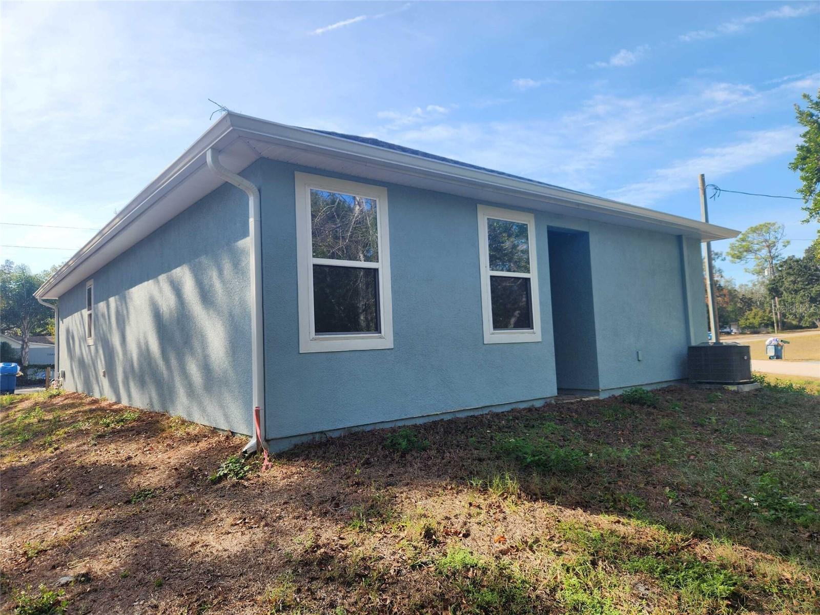 WEEKI WACHEE ACRES ADD - Residential Lease