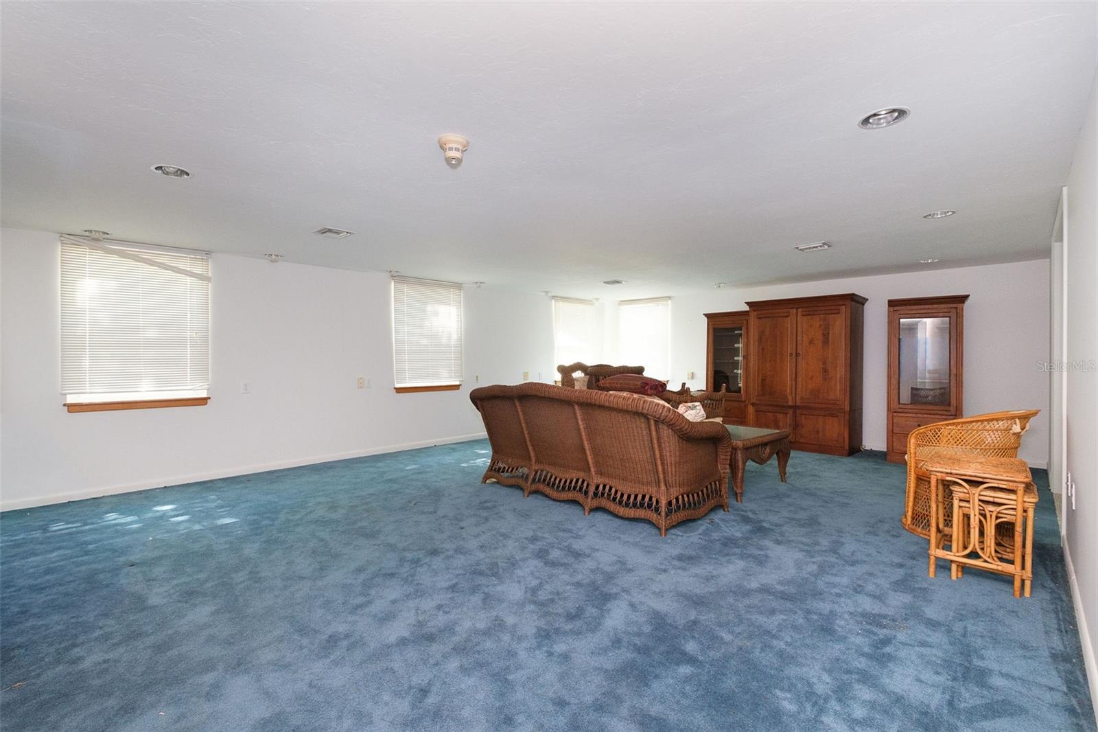 GALLEONS REACH CORR - Residential
