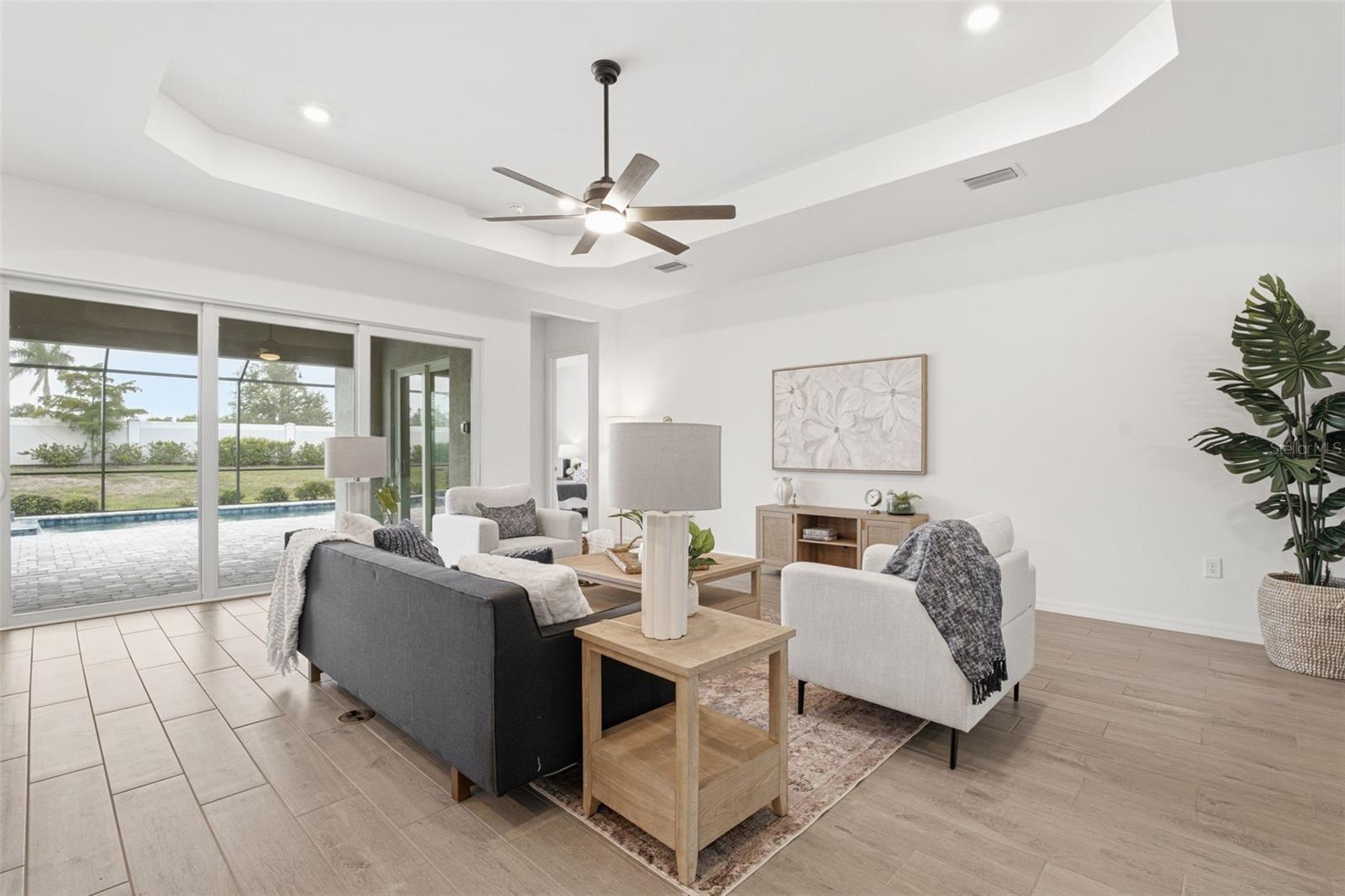 WELLEN PARK GOLF & COUNTRY CLUB - Residential