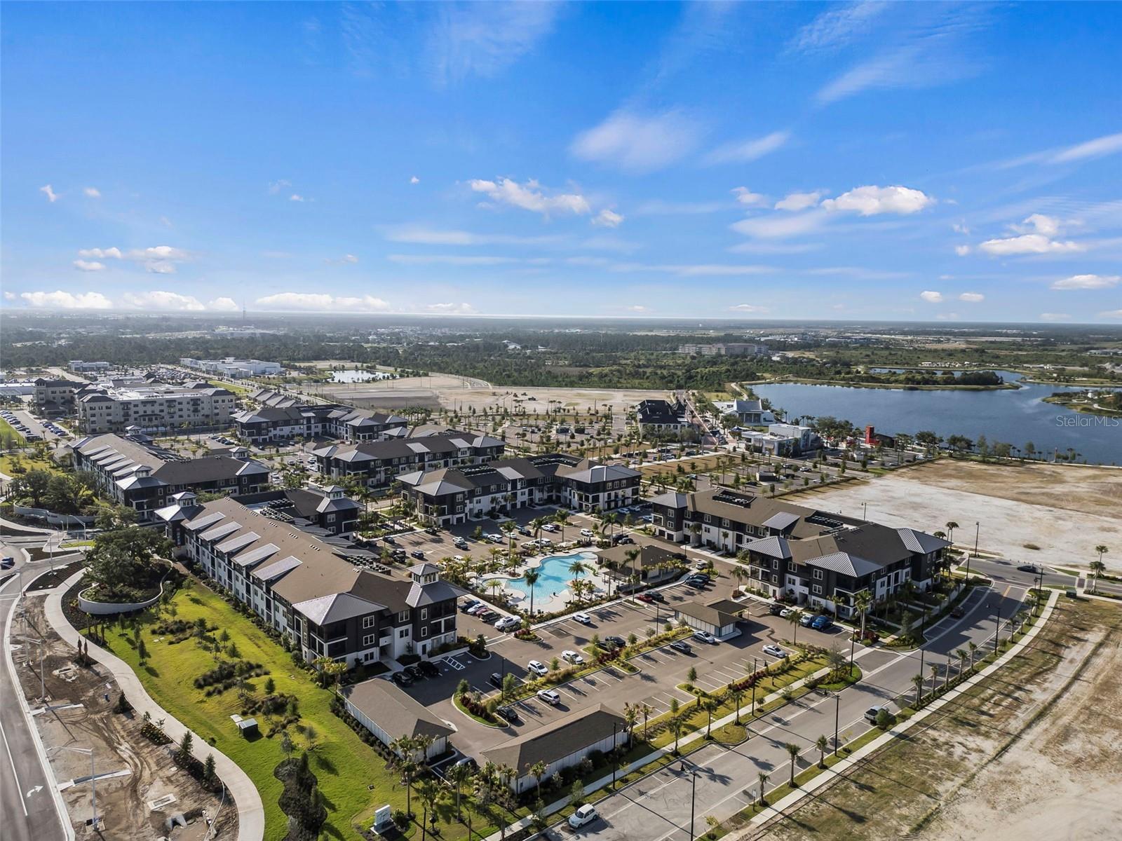 WELLEN PARK GOLF & COUNTRY CLUB - Residential