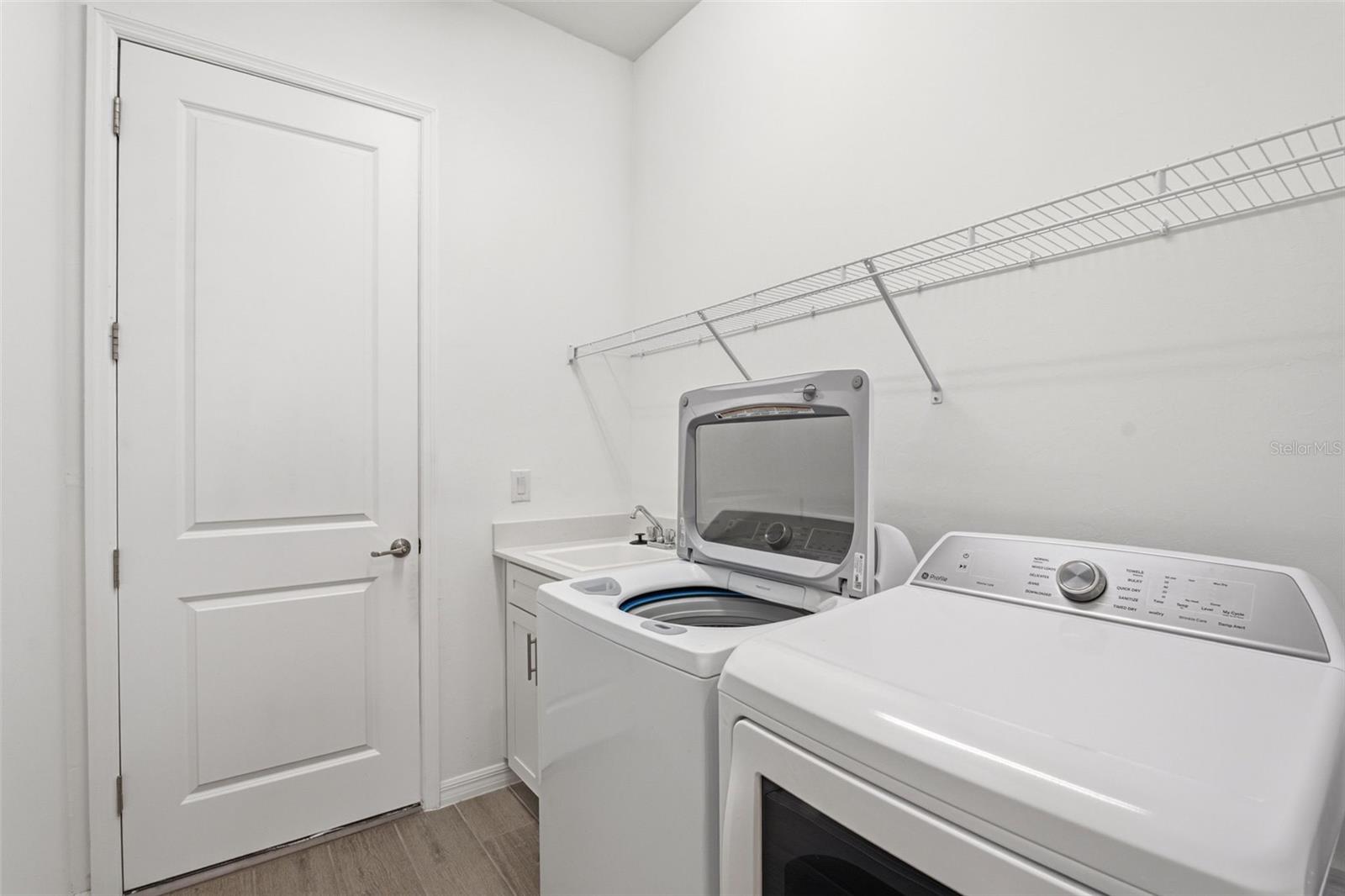 WELLEN PARK GOLF & COUNTRY CLUB - Residential
