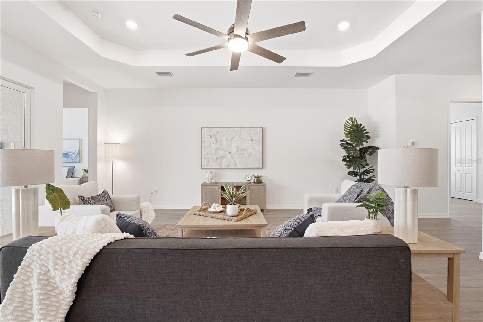 WELLEN PARK GOLF & COUNTRY CLUB - Residential
