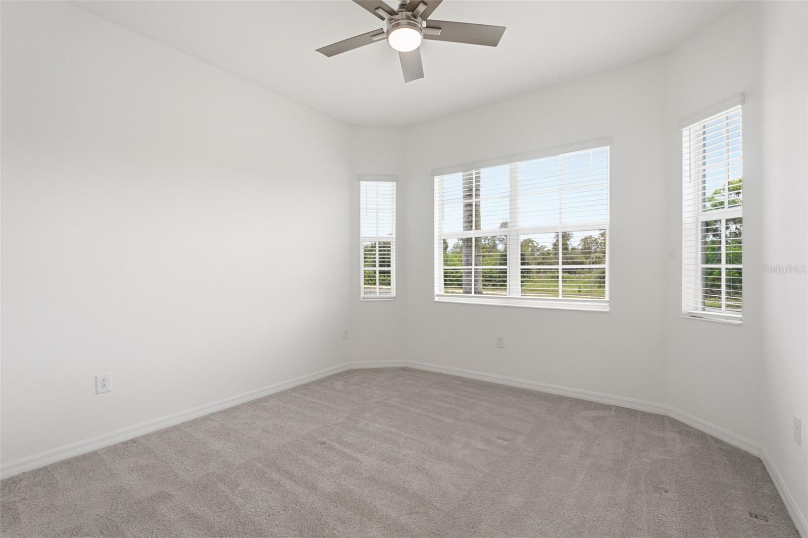 WELLEN PARK GOLF & COUNTRY CLUB - Residential