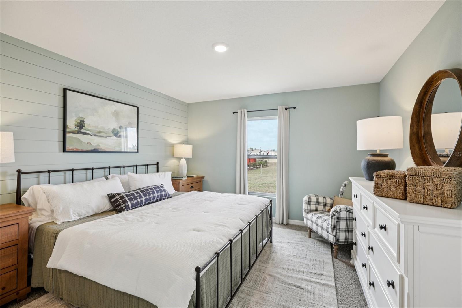 MAGNOLIA POINTE - Residential