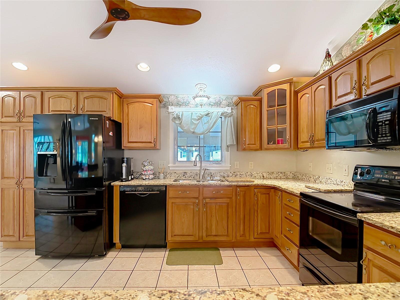 LAKESIDE HILLS ESTATES PH 03 - Residential