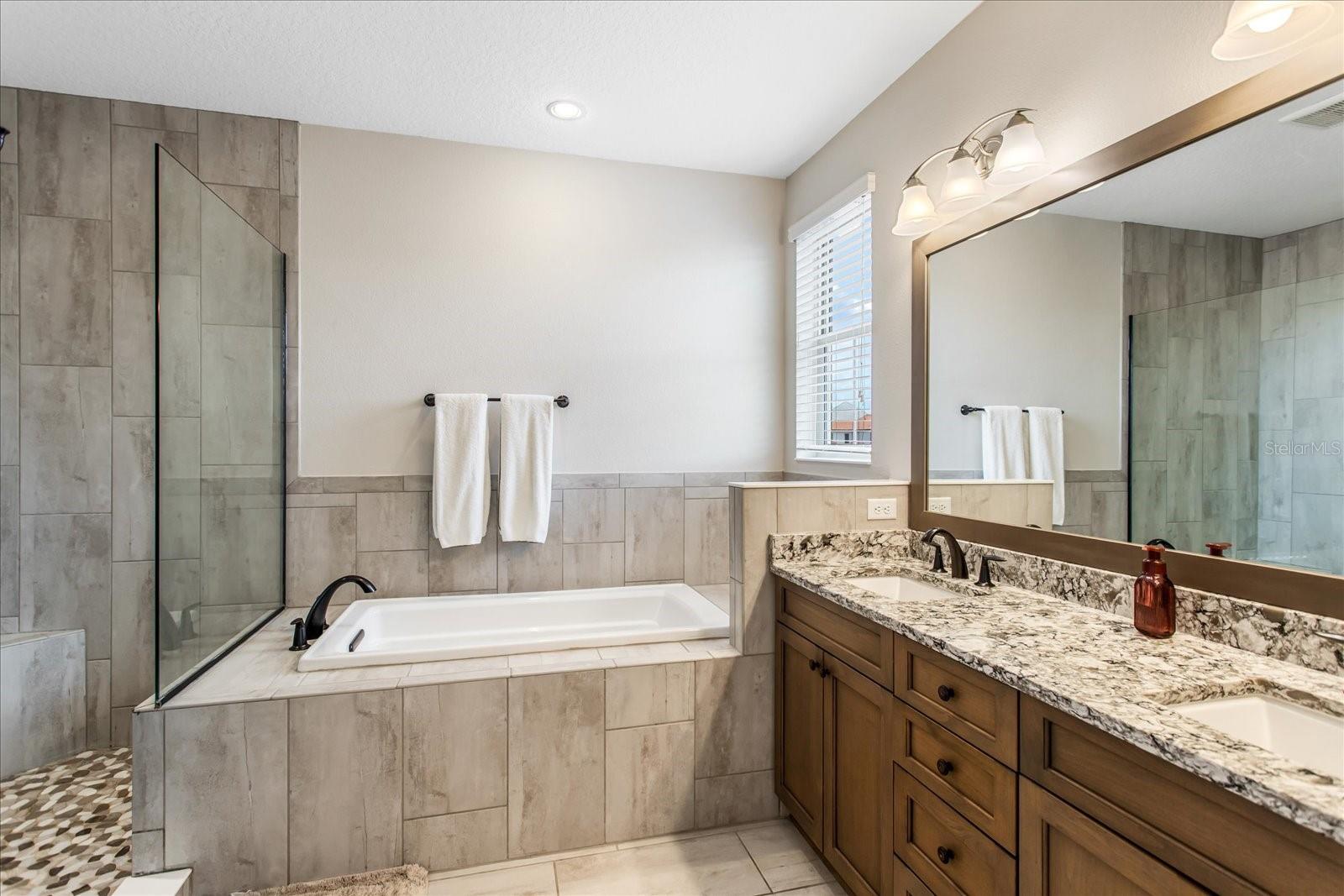 LAKESHORE PRESERVE PH 1 - Residential