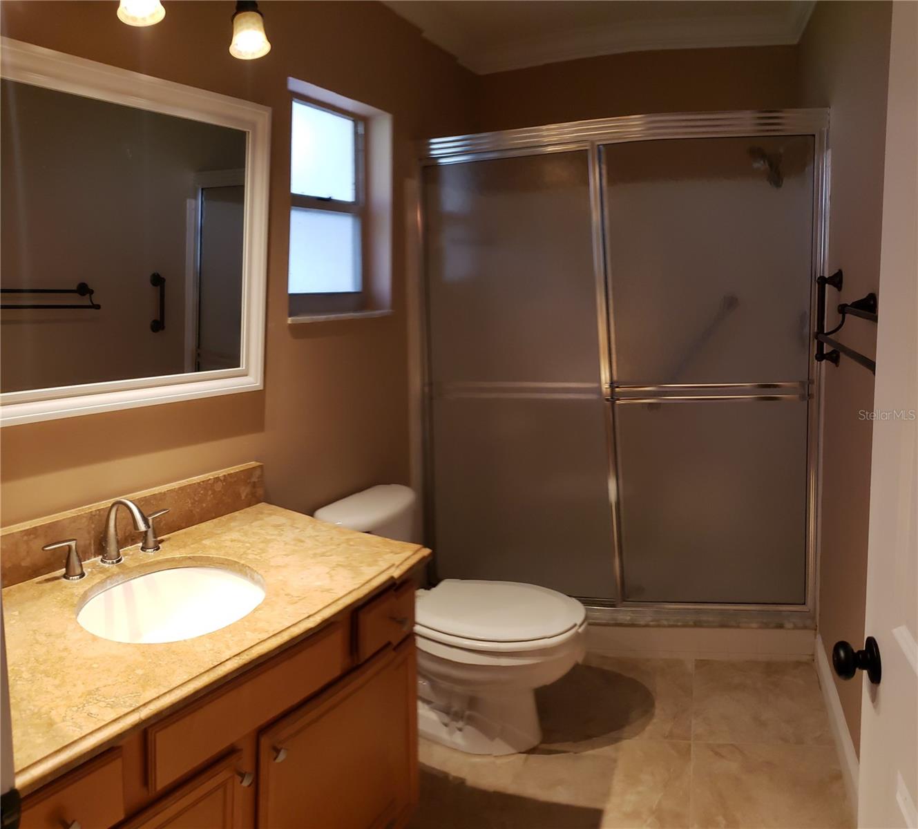 CIRCLE SQUARE WOODS Y - Residential Lease
