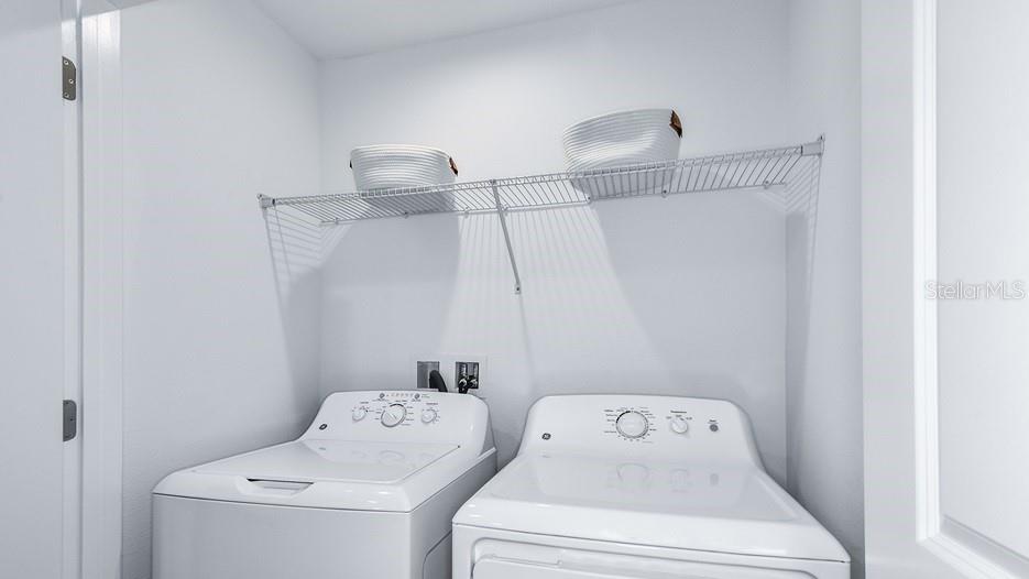 THE TOWNHOMES AT RIVER LANDING - Residential