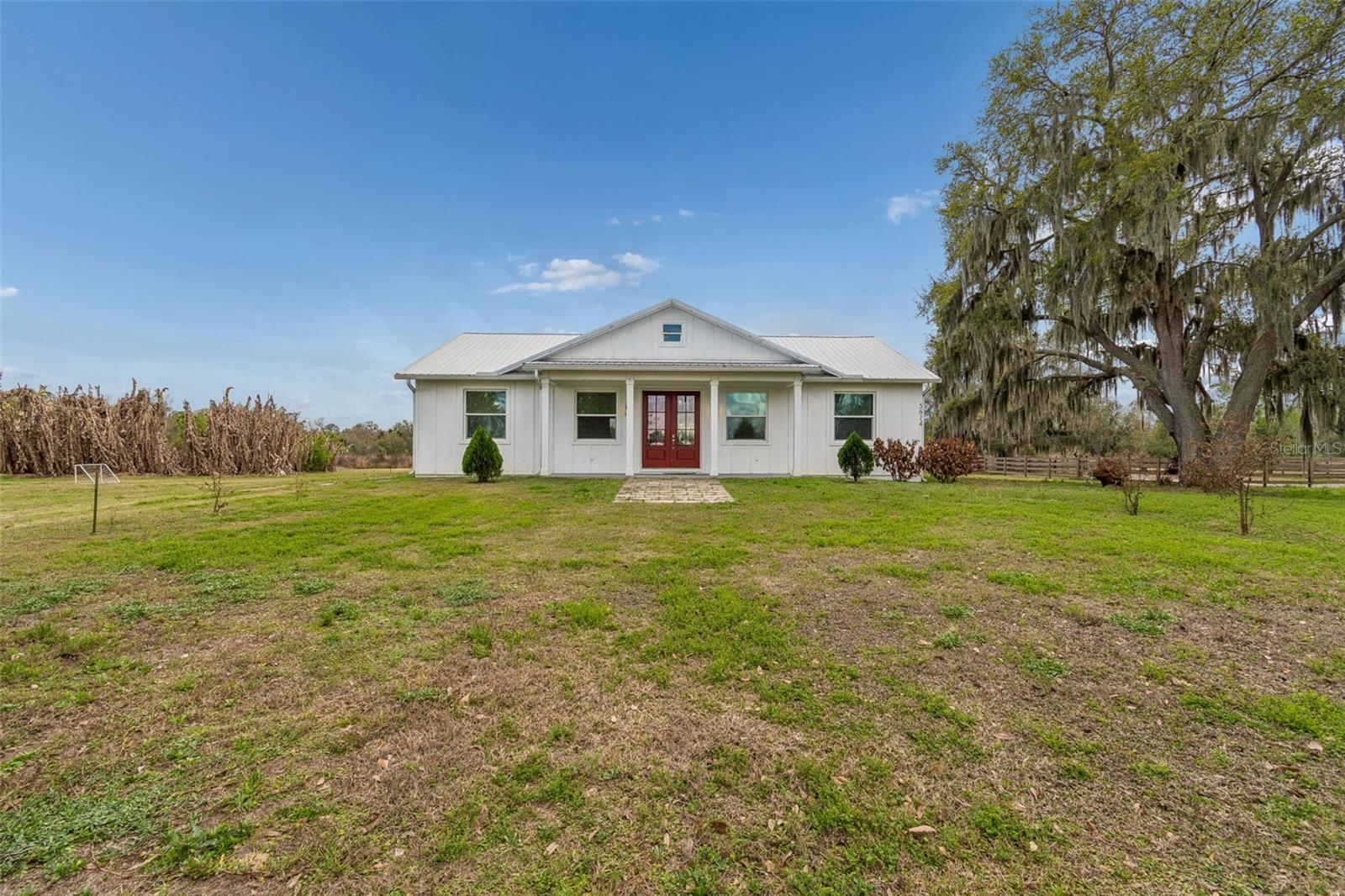 DORMANY COUNTRY ESTATES - Residential