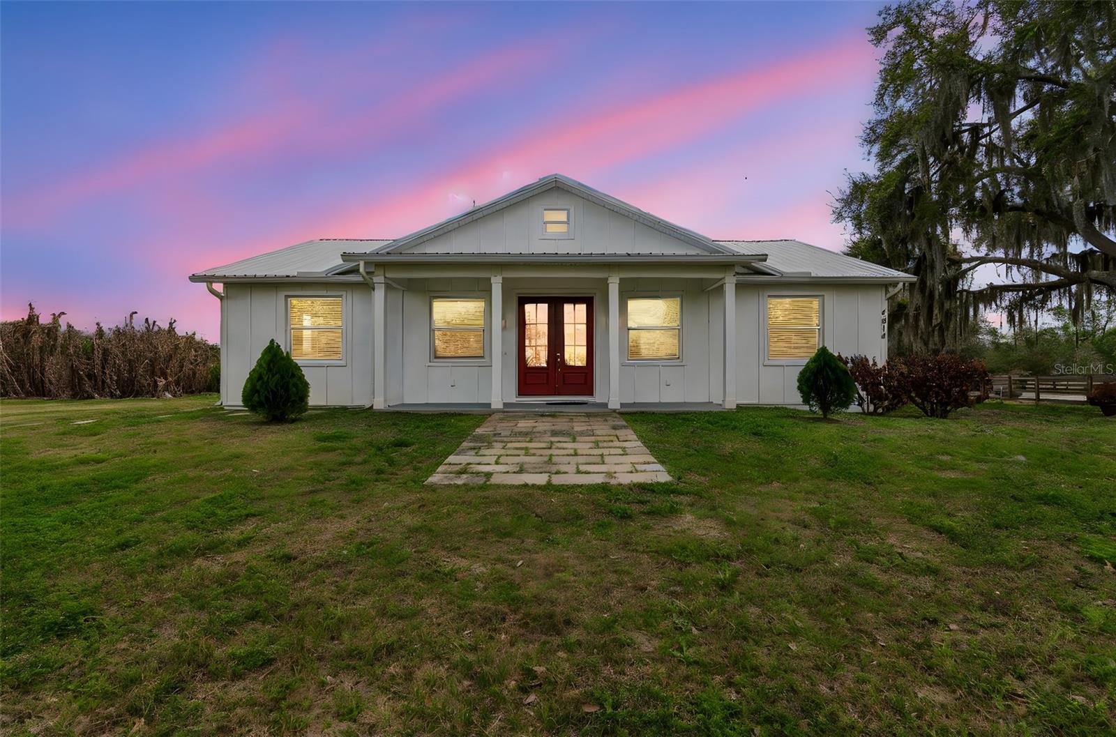 DORMANY COUNTRY ESTATES - Residential