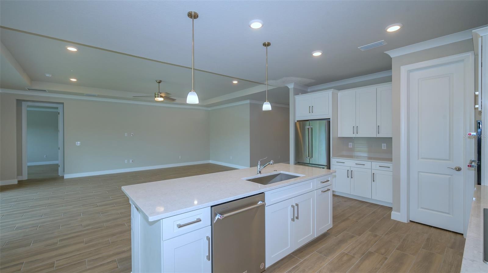 VENICE WOODLANDS - Residential