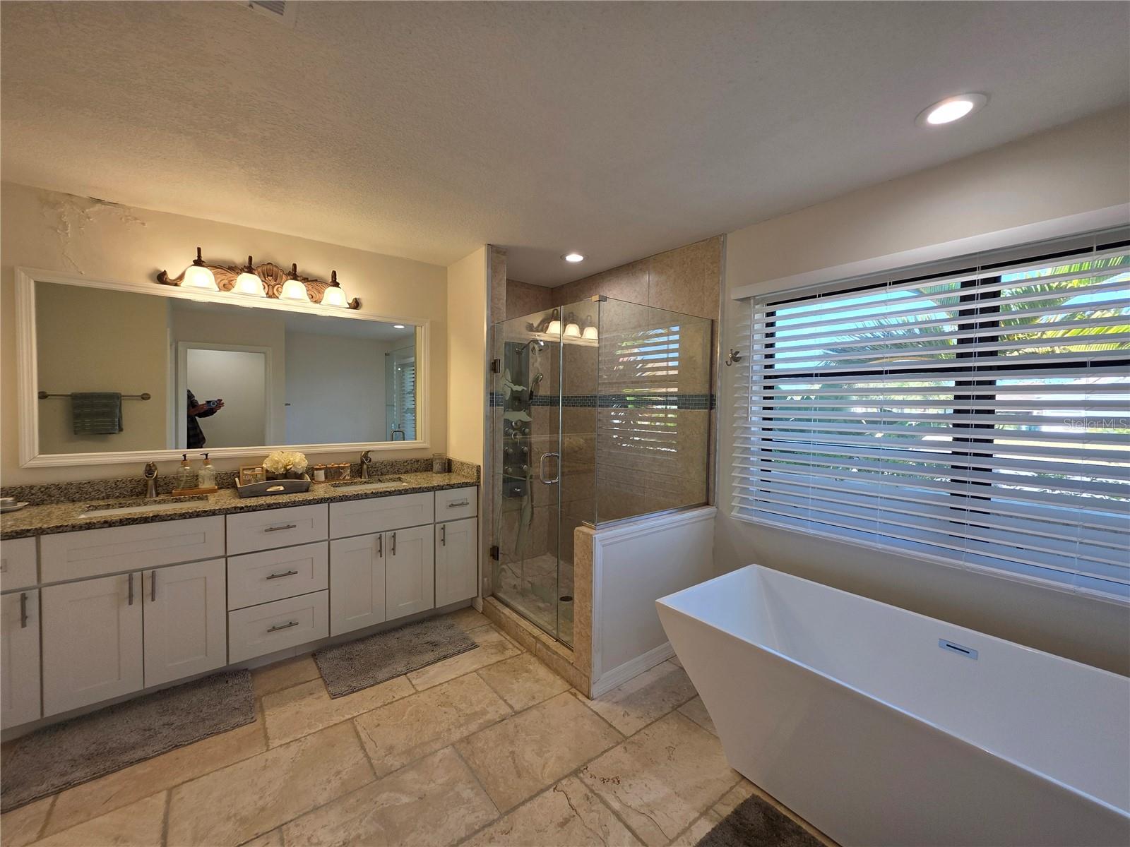 CAPE HAZE WINDWARD - Residential