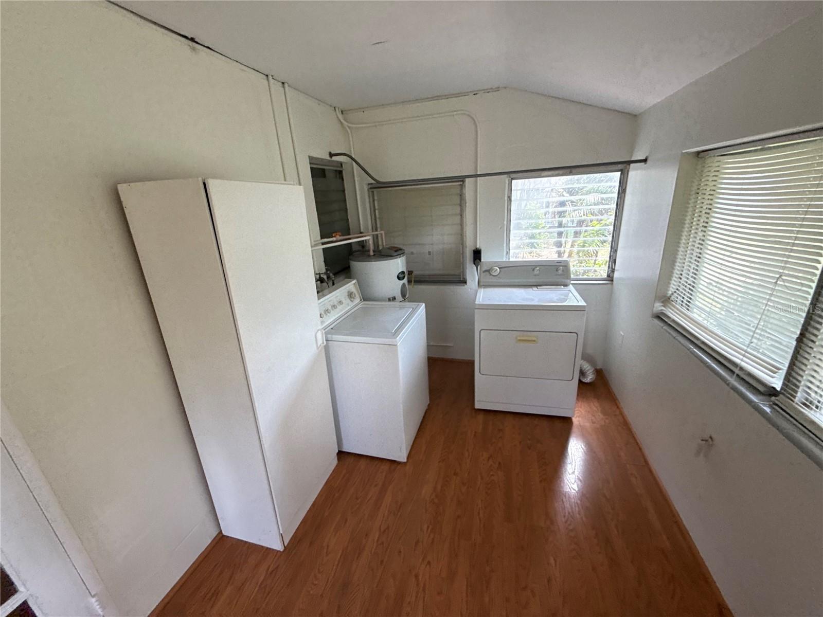 SKIPPER E E SUB - Residential