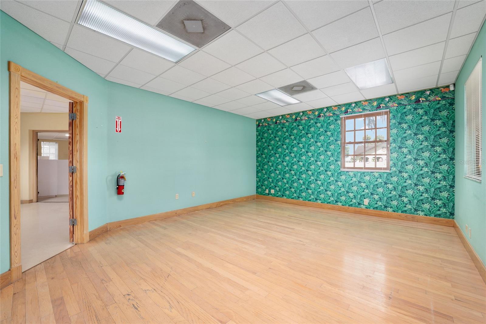 GREENVILLE TERRACE - Commercial Lease
