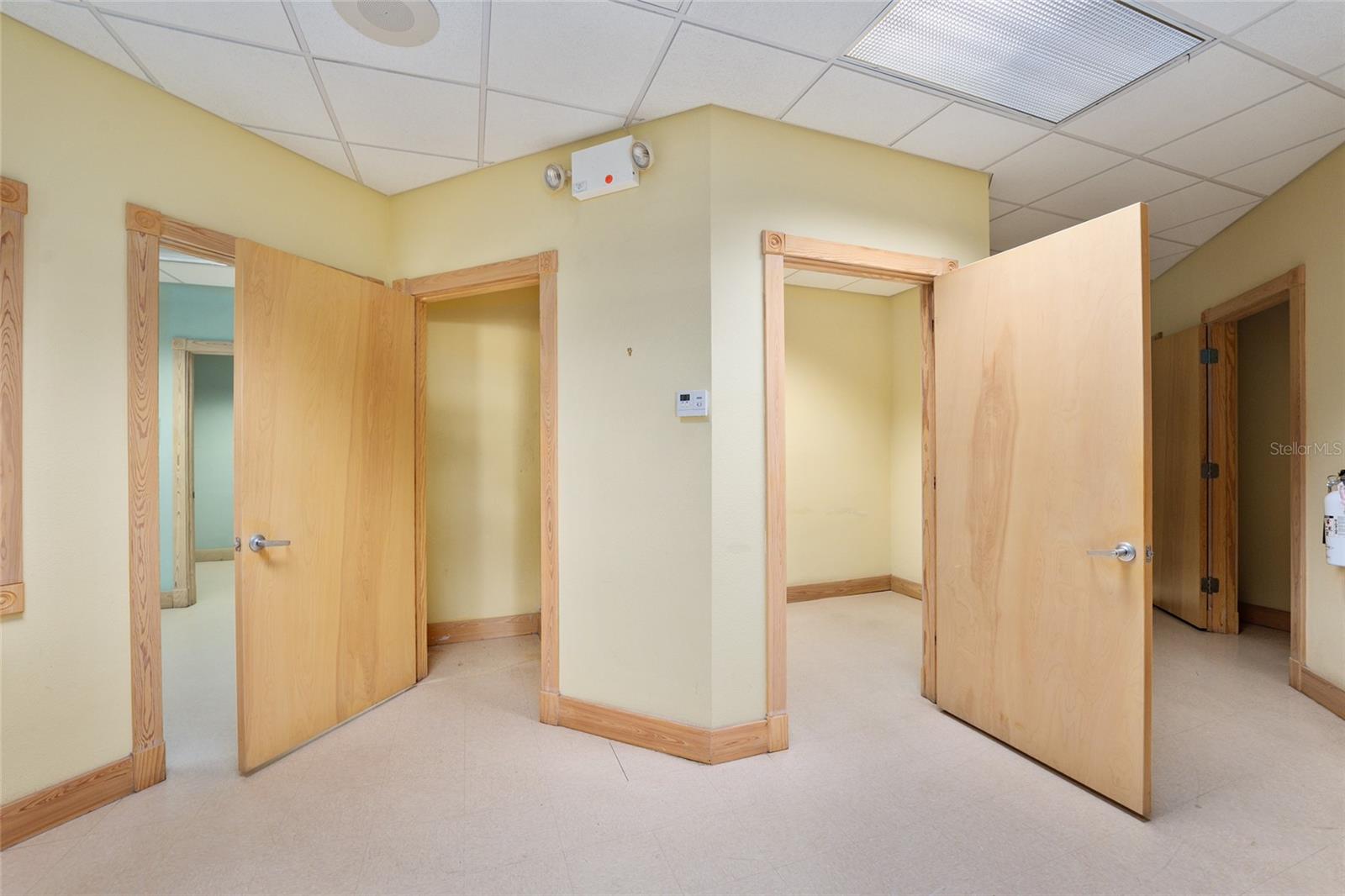 GREENVILLE TERRACE - Commercial Lease