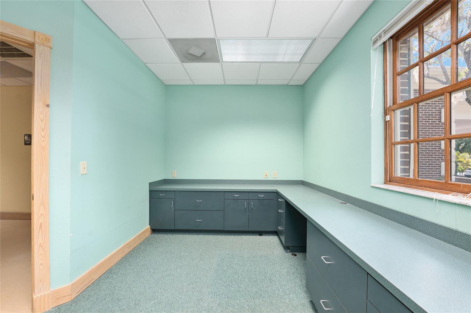 GREENVILLE TERRACE - Commercial Lease