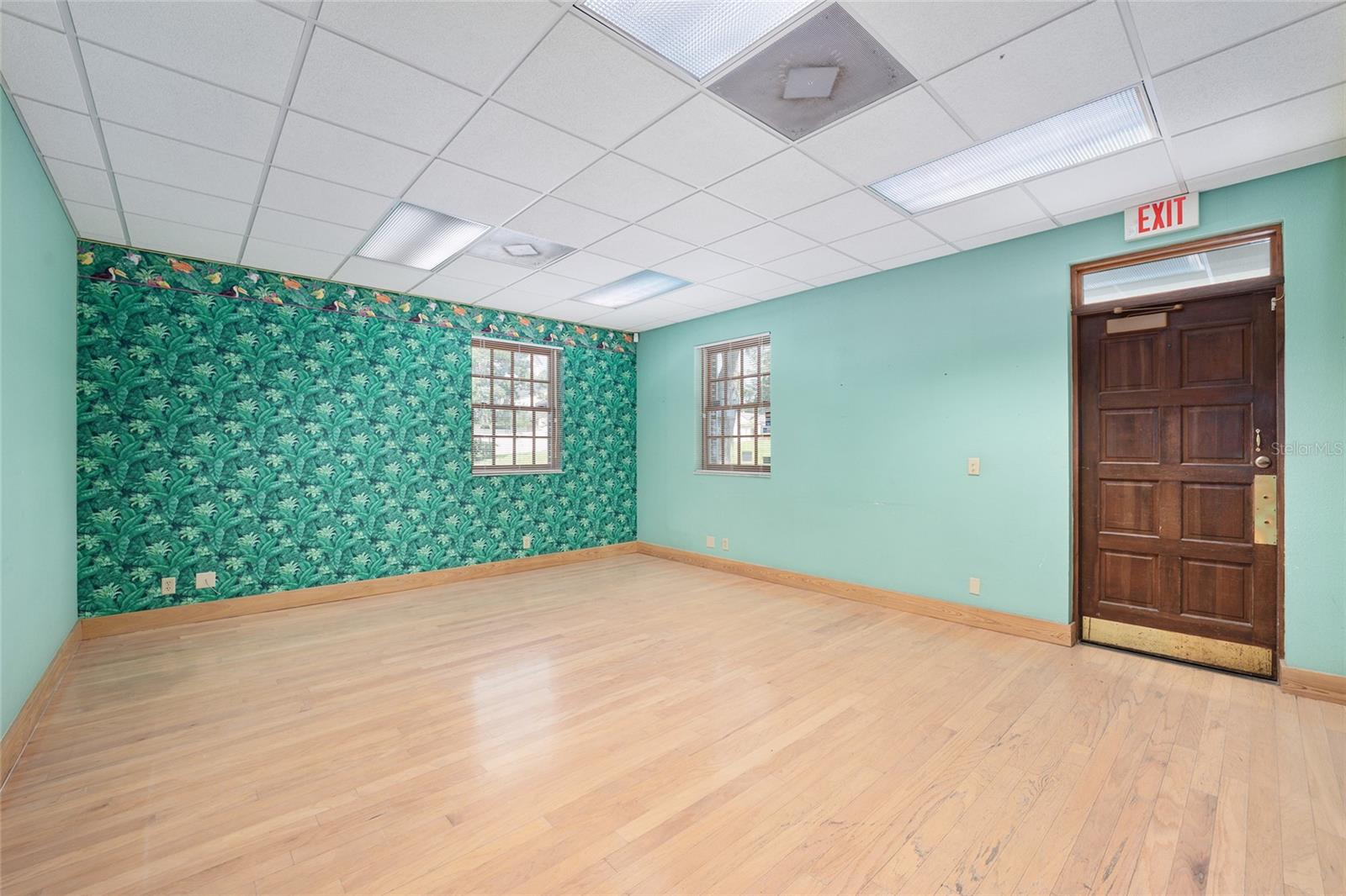 GREENVILLE TERRACE - Commercial Lease