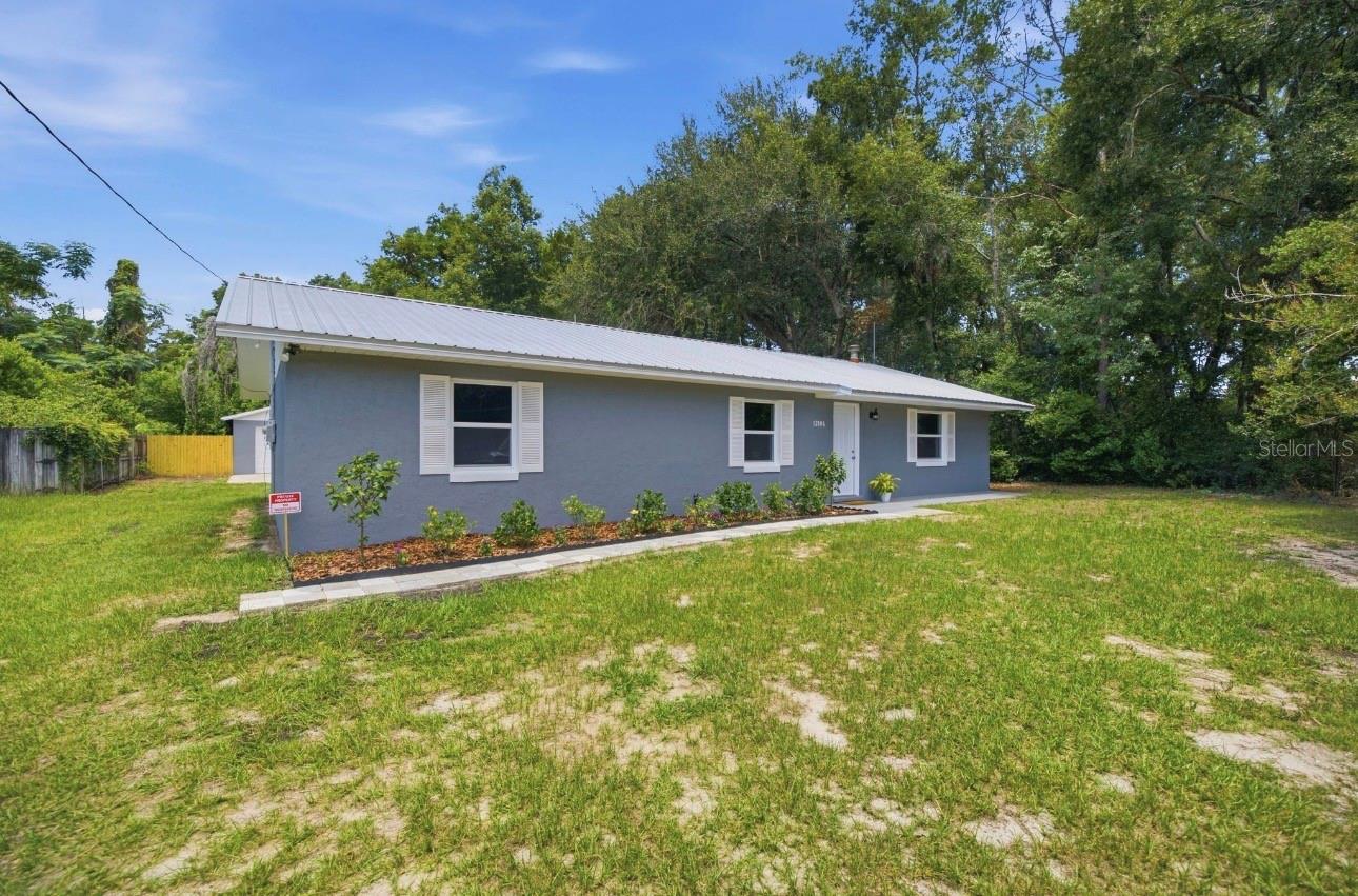 LAKE WEIR GARDENS - Residential