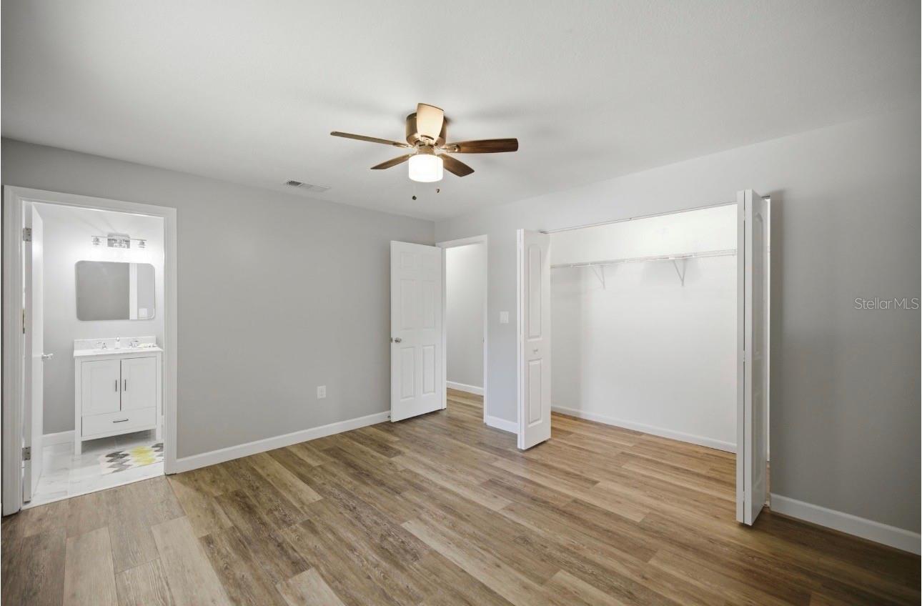 LAKE WEIR GARDENS - Residential
