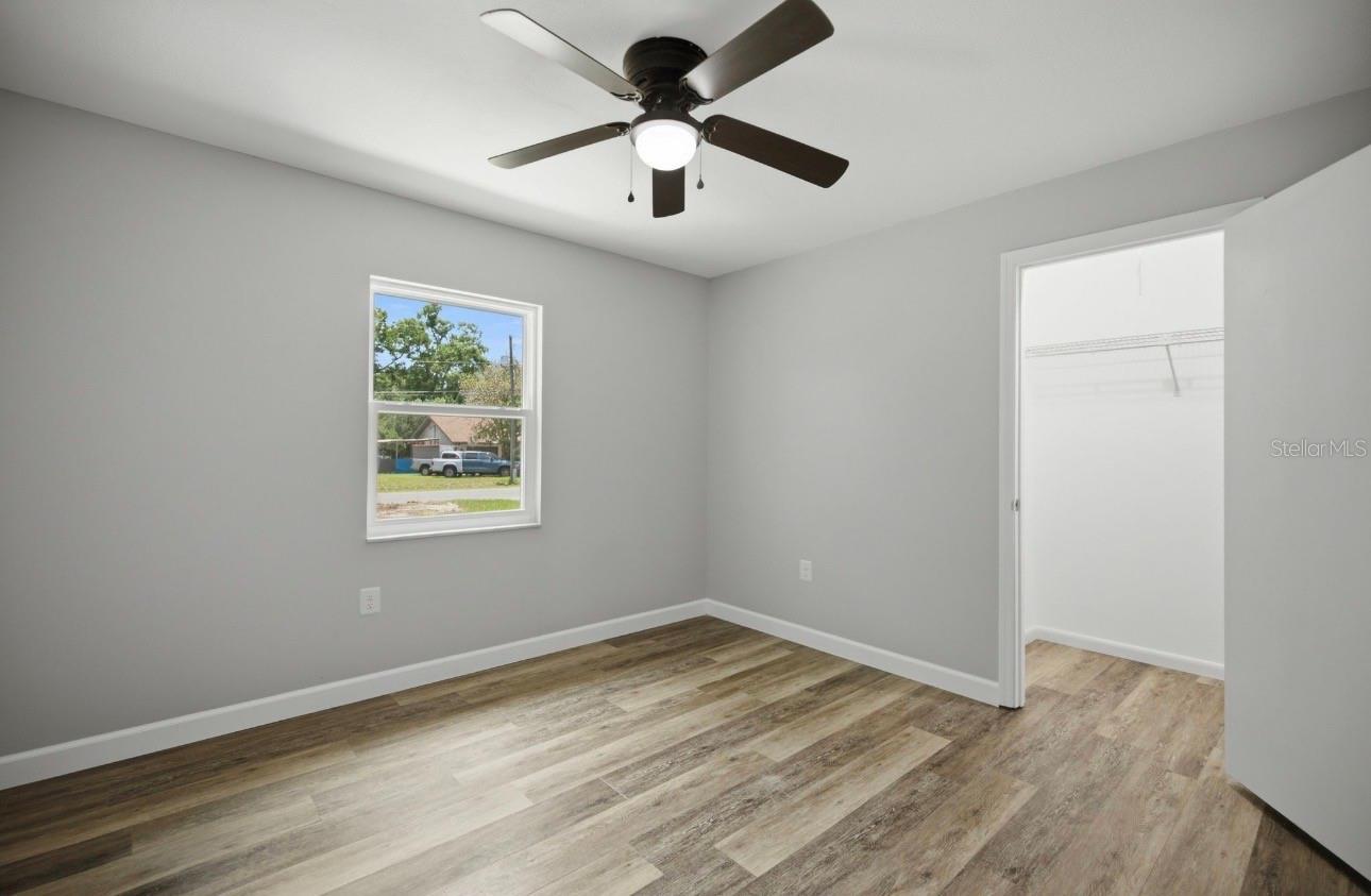 LAKE WEIR GARDENS - Residential