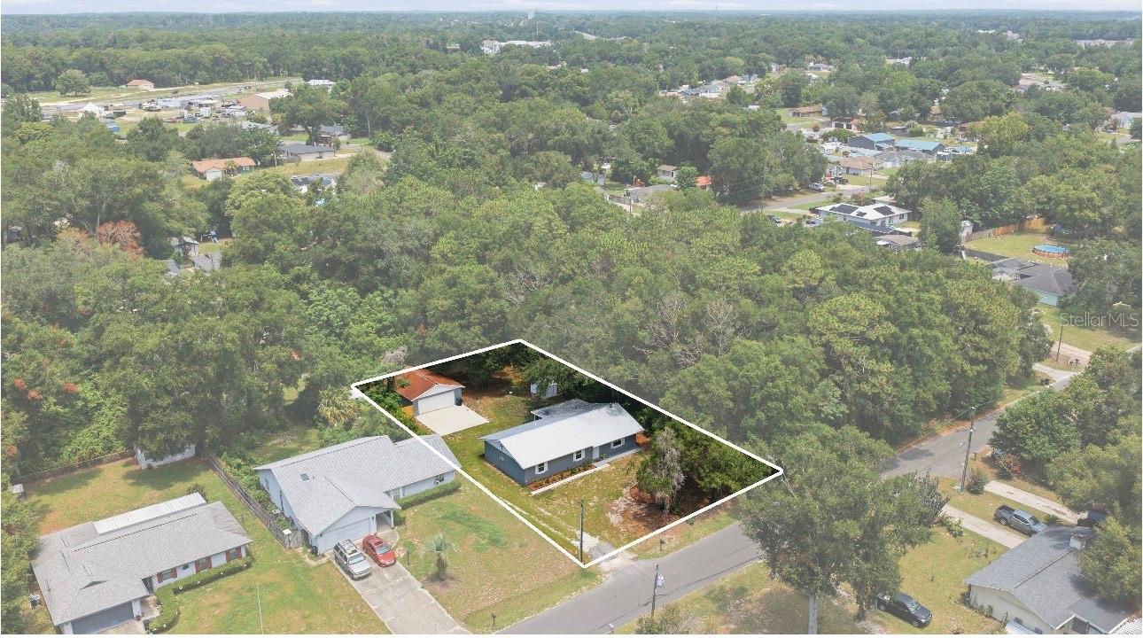 LAKE WEIR GARDENS - Residential