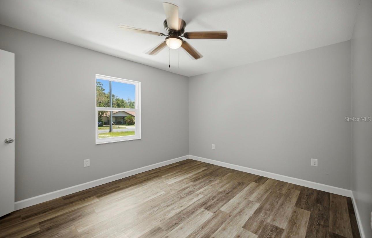 LAKE WEIR GARDENS - Residential