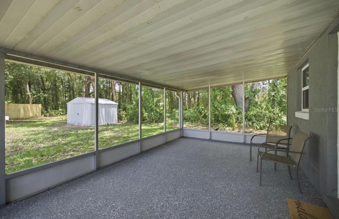 LAKE WEIR GARDENS - Residential