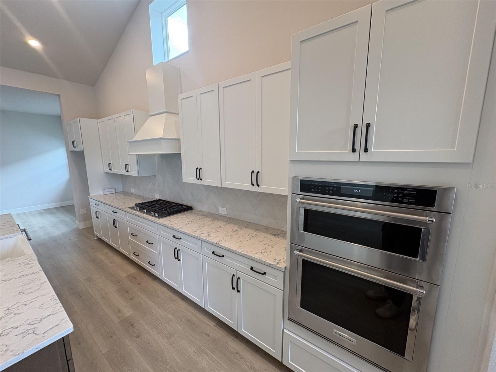 LAKEVIEW CROSSING - Residential
