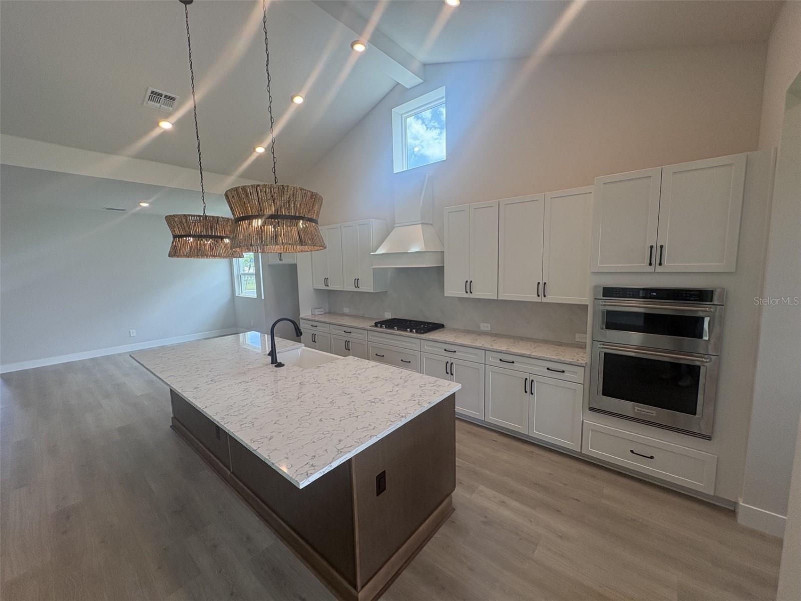 LAKEVIEW CROSSING - Residential