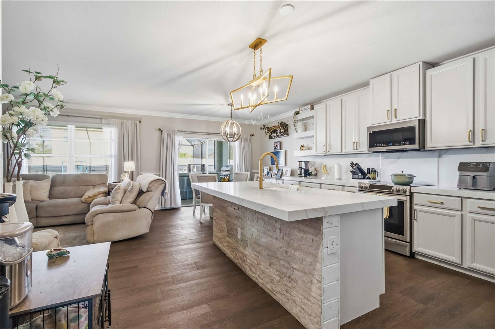 DEL TIERRA PHASE I - Residential